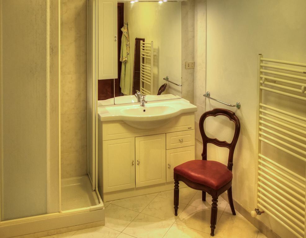 Tra Gli Ulivi Bed & Breakfast Pietra Ligure Dış mekan fotoğraf